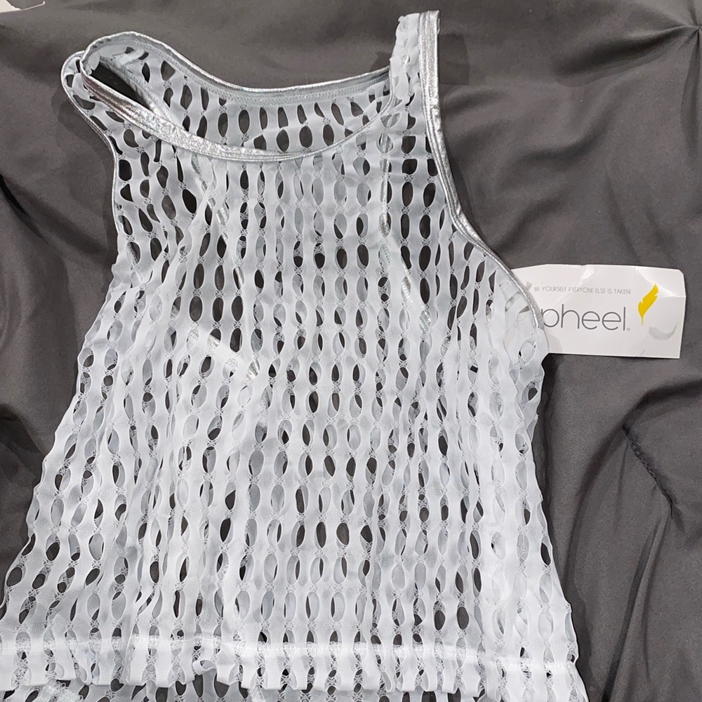 Pheel tank top